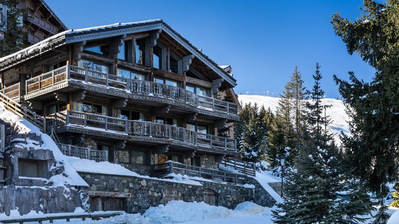 Luxury chalet in Courchevel 1850 for a group stay in the French Alps — Chalet Clarine Courchevel 1850
