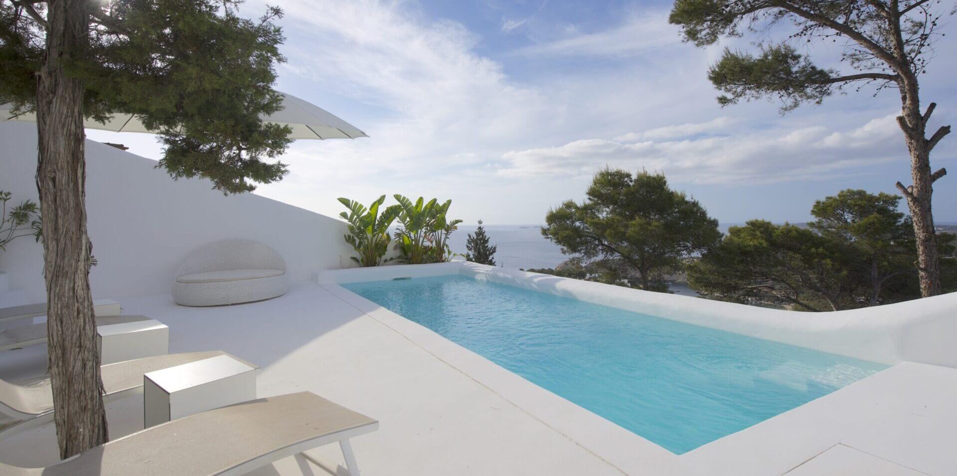 J007.SIB19 JAMES the BnB Butler Ibiza luxury villa rental Ibiza