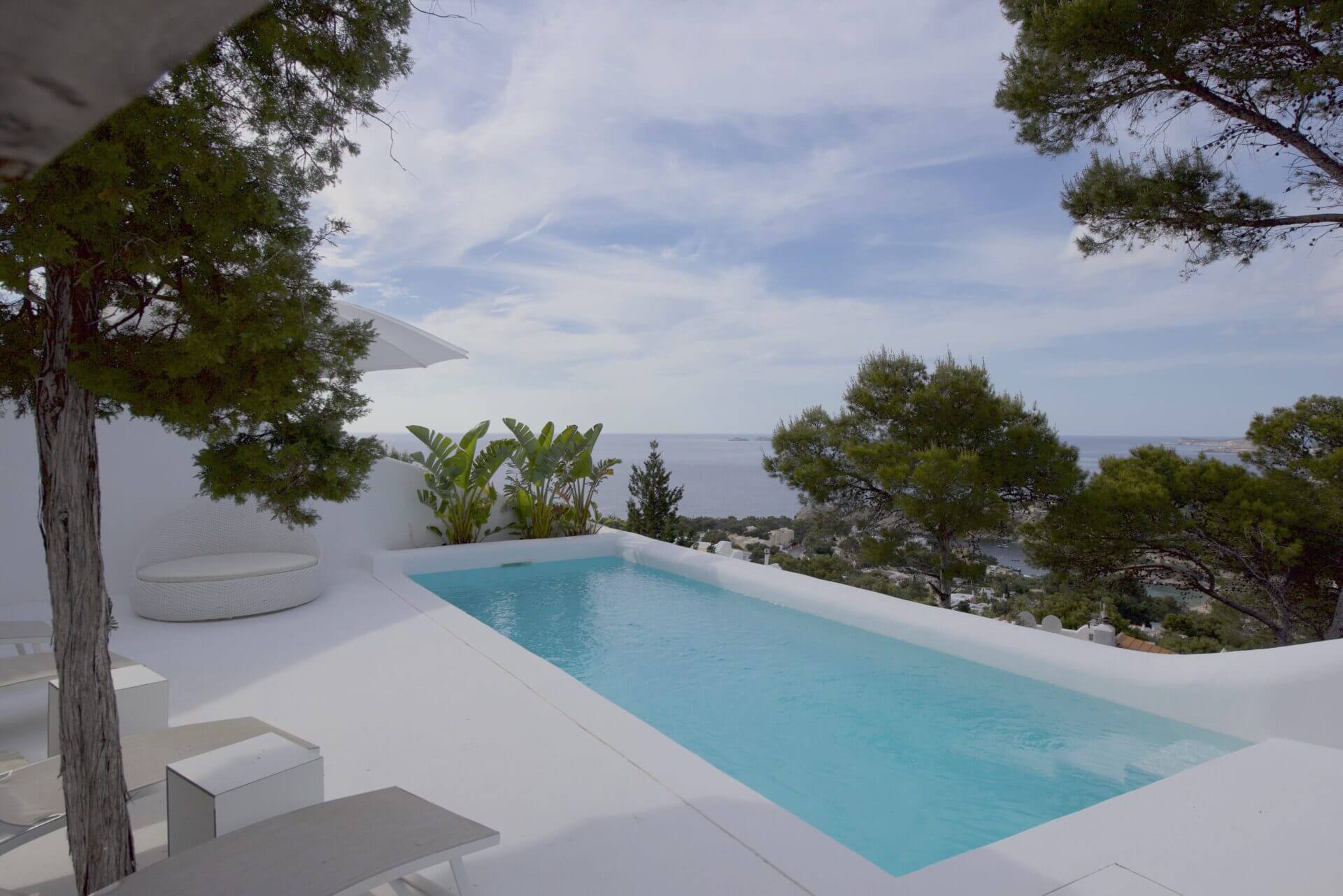 J007.SIB19 JAMES the BnB Butler Ibiza luxury villa rental Ibiza