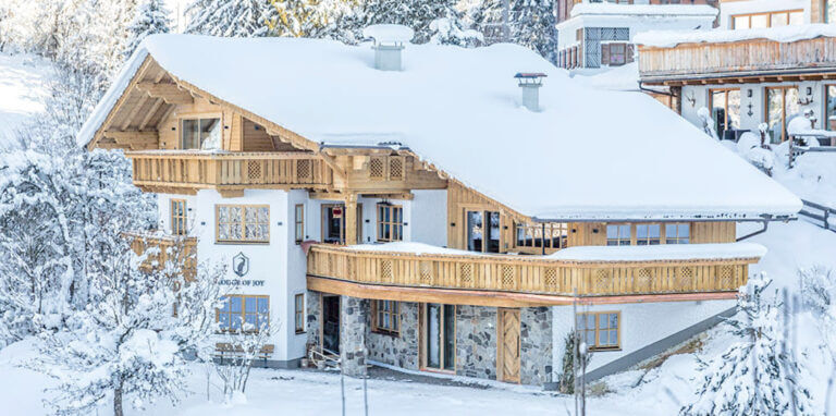 luxury chalet Lodge of Joy Wagrain, JAMES the BnB Butler full service luxury chalet rental Wagrain