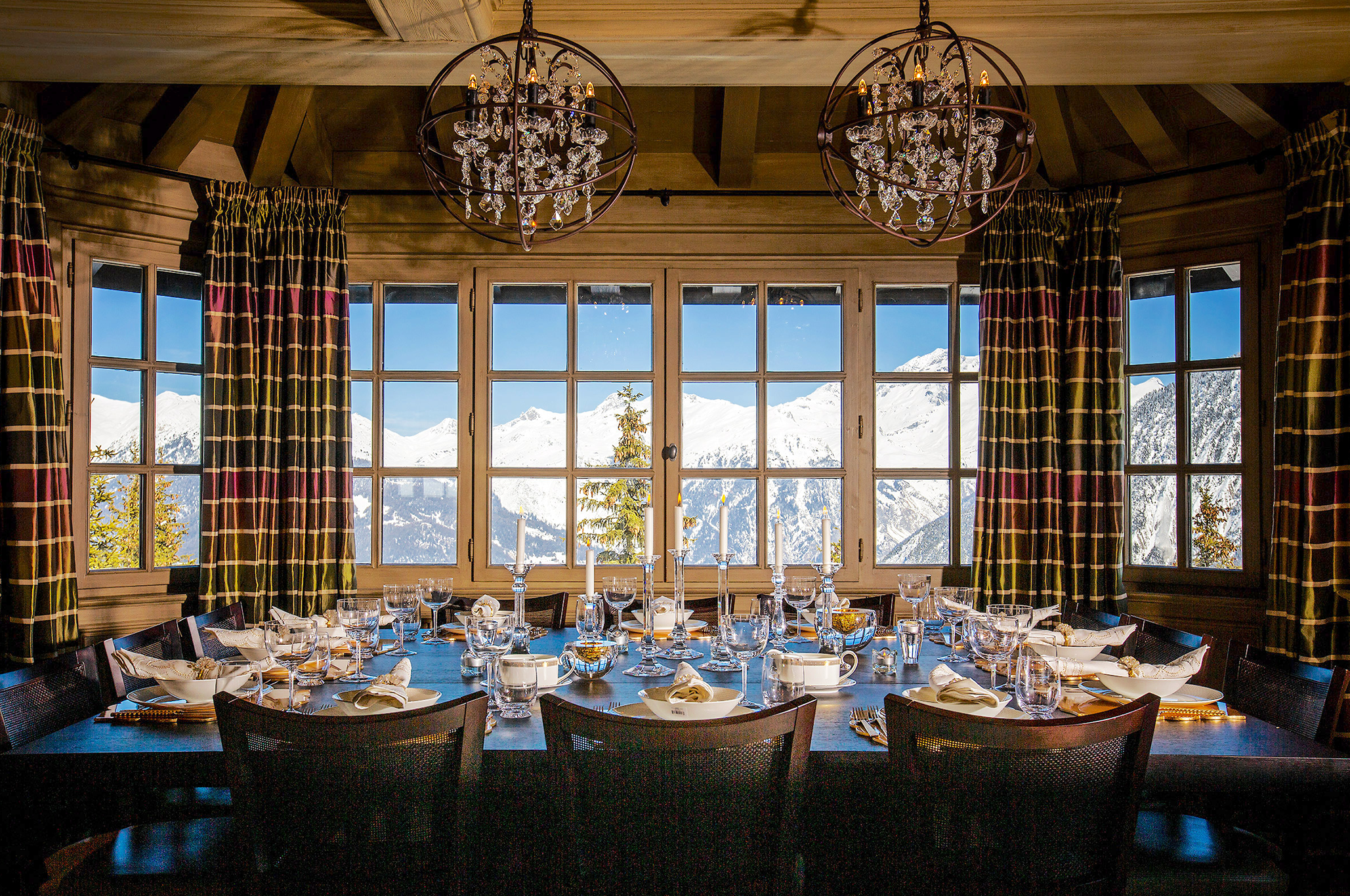 luxury chalet Ecosse 1850 J007.TACC10 luxury chalet Hillary Courchevel 1850 JAMES the BnB Butler full service luxury chalet rental ​C​ourchevel, Sotheby's ​C​ourchevel, AirBnB ​C​ourchevel, le Collectionist ​C​ourchevel, Luxury Chalet Courchevel​, Chalet Super g Courchevel, Chalet Hilary Courchevel, chalet black lodge Courchevel​, james Courchevel​, luxury rentals courchevel, butler service courchevel, Chalet Ecosse Courchevel