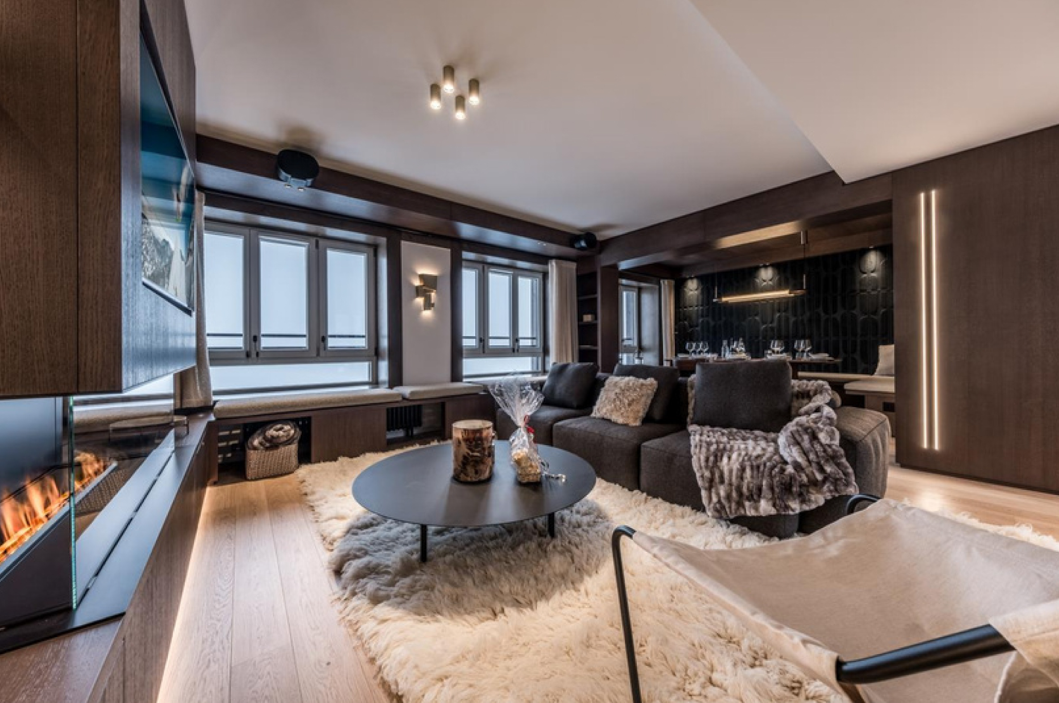 J007.TACC28 Courchevel JAMES the BnB Butler full service luxury chalet rental ​C​ourchevel, Sotheby's ​C​ourchevel, AirBnB ​C​ourchevel, le Collectionist ​C​ourchevel, Luxury Chalet Courchevel​, Chalet Super g Courchevel, Chalet Hilary Courchevel, chalet black lodge Courchevel​, james Courchevel​, luxury rentals courchevel, butler service courchevel, Chalet Ecosse Courchevel