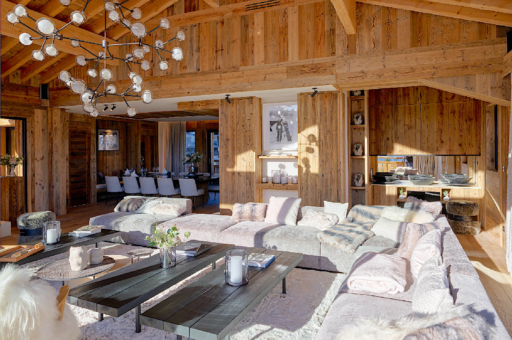 J007.TACC32 luxury chalet Hillary Courchevel 1850 JAMES the BnB Butler full service luxury chalet rental ​C​ourchevel, Sotheby's ​C​ourchevel, AirBnB ​C​ourchevel, le Collectionist ​C​ourchevel, Luxury Chalet Courchevel​, Chalet Super g Courchevel, Chalet Hilary Courchevel, chalet black lodge Courchevel​, james Courchevel​, luxury rentals courchevel, butler service courchevel, Chalet Ecosse Courchevel