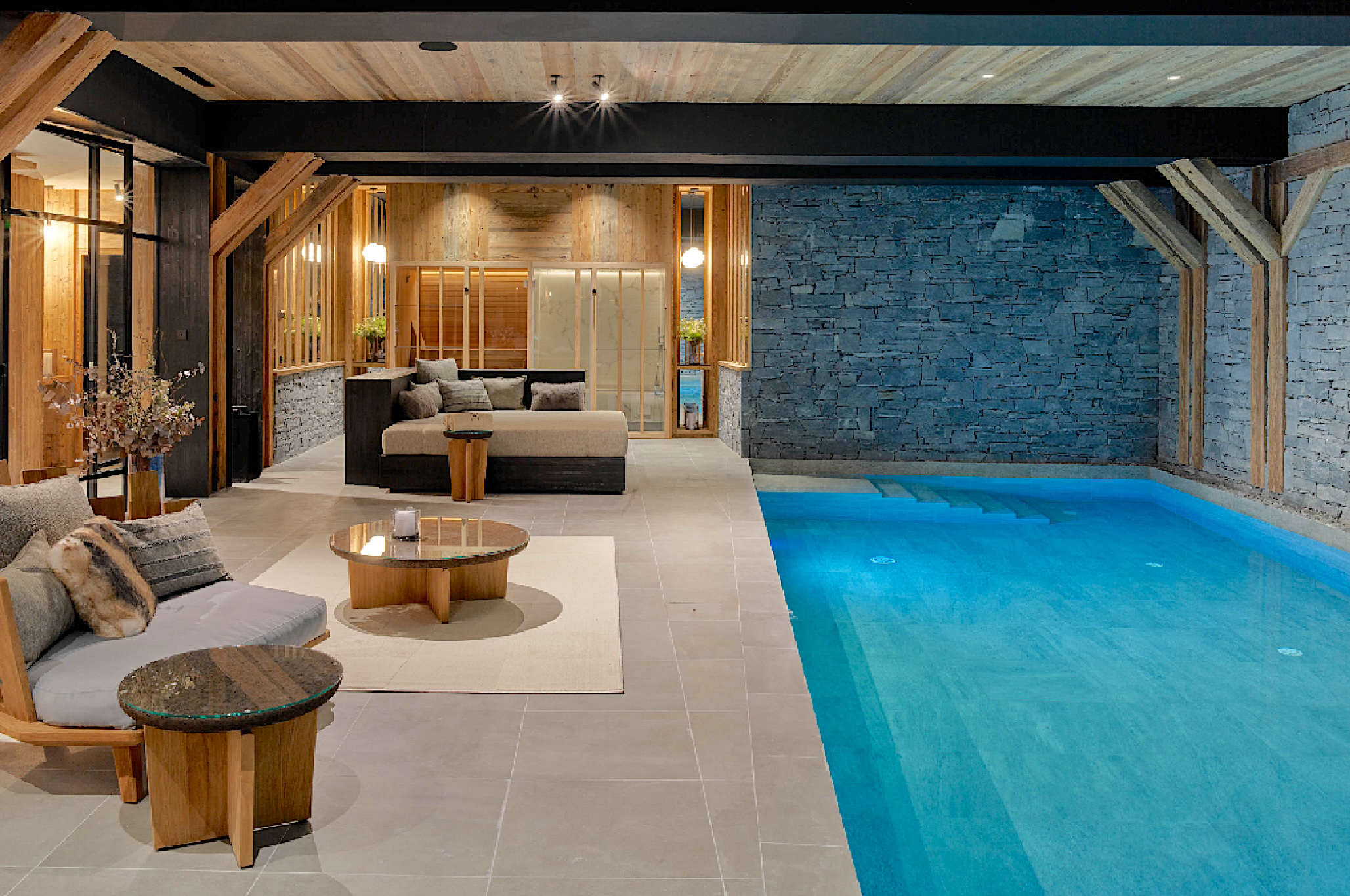 J007.TACC32 luxury chalet Hillary Courchevel 1850 JAMES the BnB Butler full service luxury chalet rental ​C​ourchevel, Sotheby's ​C​ourchevel, AirBnB ​C​ourchevel, le Collectionist ​C​ourchevel, Luxury Chalet Courchevel​, Chalet Super g Courchevel, Chalet Hilary Courchevel, chalet black lodge Courchevel​, james Courchevel​, luxury rentals courchevel, butler service courchevel, Chalet Ecosse Courchevel