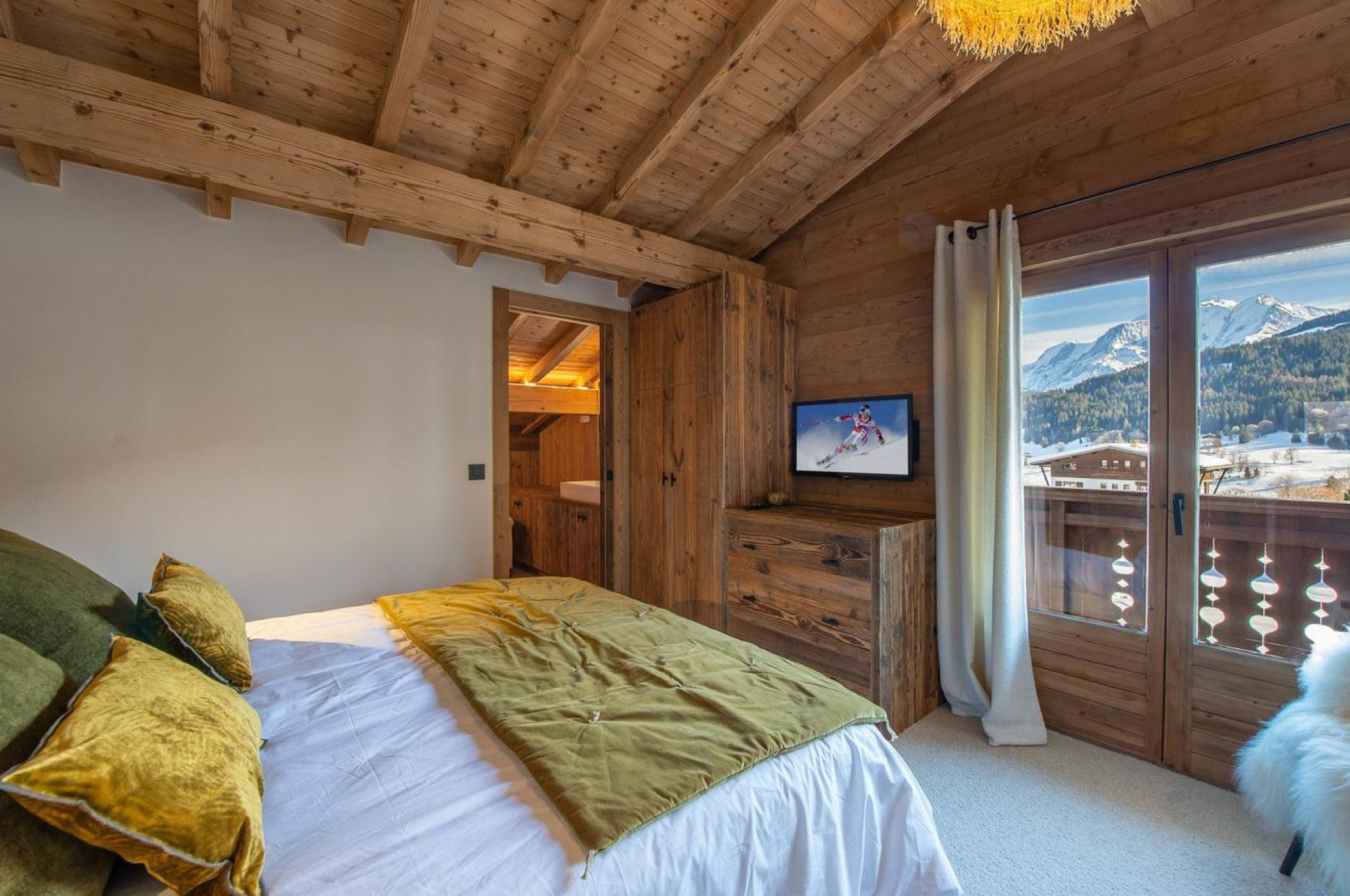 J007.TAMG34 luxury Megeve JAMES the BnB Butler full service luxury chalet rental Megeve, chalet Beis,  butler Megeve, private Chef Megeve, butler service megeve, Cimalpes Megeve, Sotheby's Megeve, AirBnB Megeve, le Collectionist Megeve, Luxury Chalet Megeve, Chalets des Fermes, Megeve Chalet Rental, Megeve Accommodation, Hotels in Megeve, Megeve Resort, Immo Valley, Boan Immo, Chalet Boreal Megeve, chalet escalade Megeve, Chalet husska Megeve, chalet Ultima Megeve, luxury Chalet Crazy Megeve, Charles Ulysse luxury rentals Megeve, Charles Ulysse Megeve