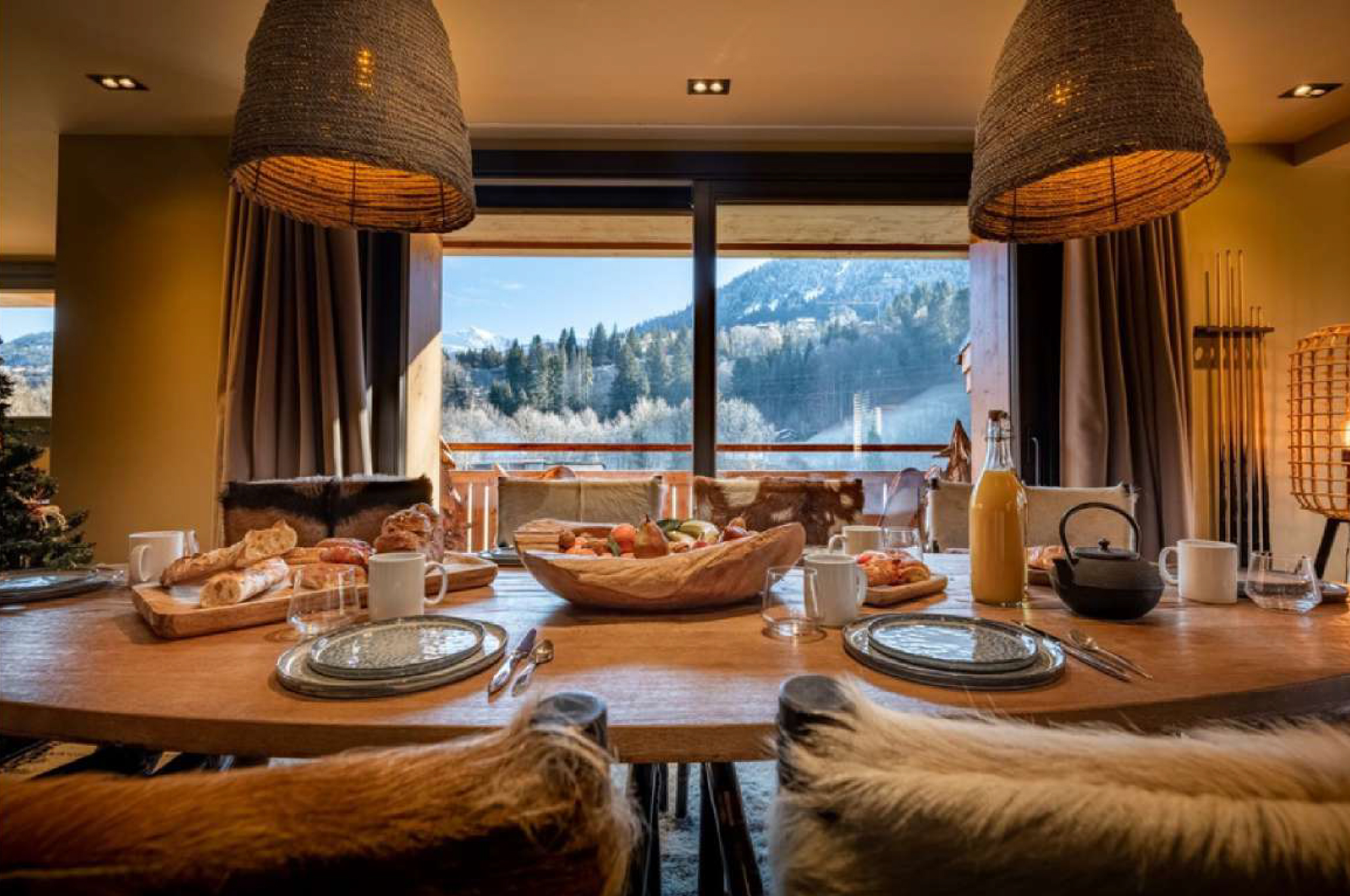 Megeve JAMES the BnB Butler full service luxury chalet rental Megeve, chalet Beis,  butler Megeve, private Chef Megeve, butler service megeve, Cimalpes Megeve, Sotheby's Megeve, AirBnB Megeve, le Collectionist Megeve, Luxury Chalet Megeve, Chalets des Fermes, Megeve Chalet Rental, Megeve Accommodation, Hotels in Megeve, Megeve Resort, Immo Valley, Boan Immo, Chalet Boreal Megeve, chalet escalade Megeve, Chalet husska Megeve, chalet Ultima Megeve, luxury Chalet Crazy Megeve, Charles Ulysse luxury rentals Megeve, Charles Ulysse Megeve