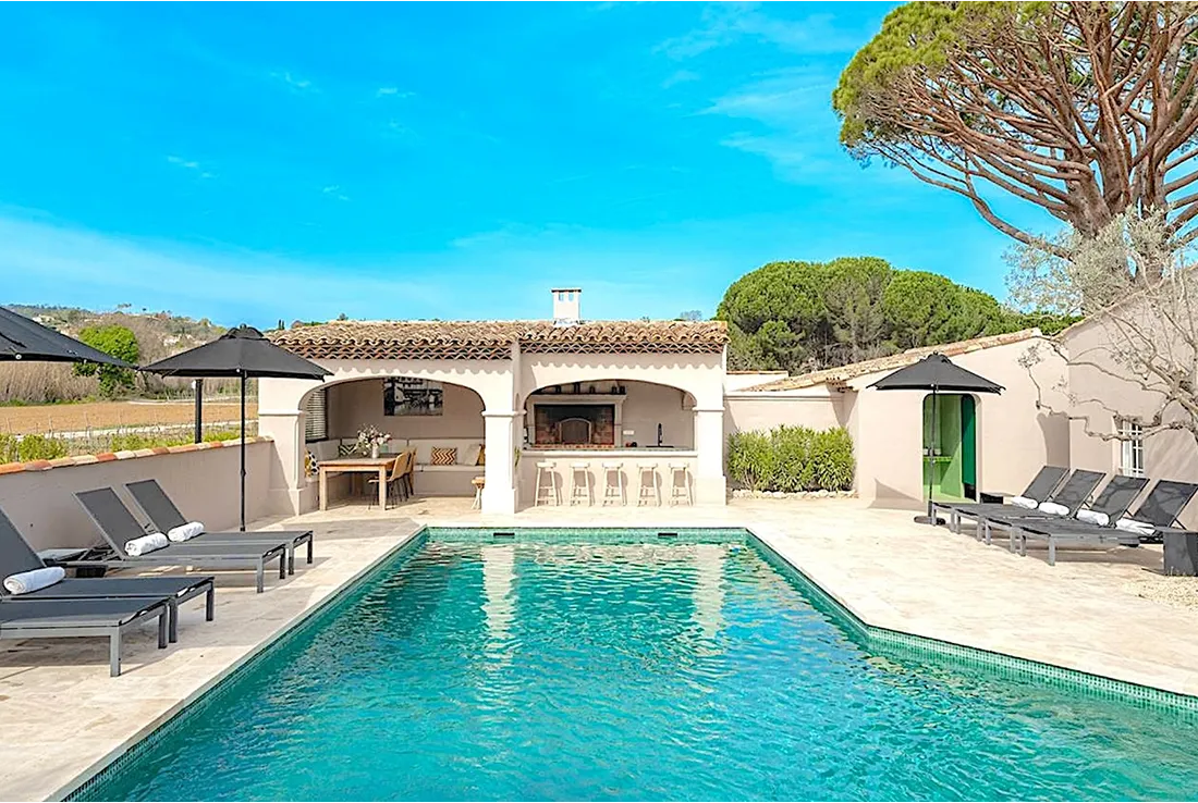 villa vergerets Cogolin Saint Tropez, Saint Tropez Villa Belle Vue Saint Tropez, Villa Jan des Bouvrie Saint Tropez, Saint Tropez JAMES the BnB Butler full service luxury holiday rentals villa rental & yacht charter Villa Rental Saint Tropez Charles Ulysse Villa Juno Saint Tropez Ask Conciergerie