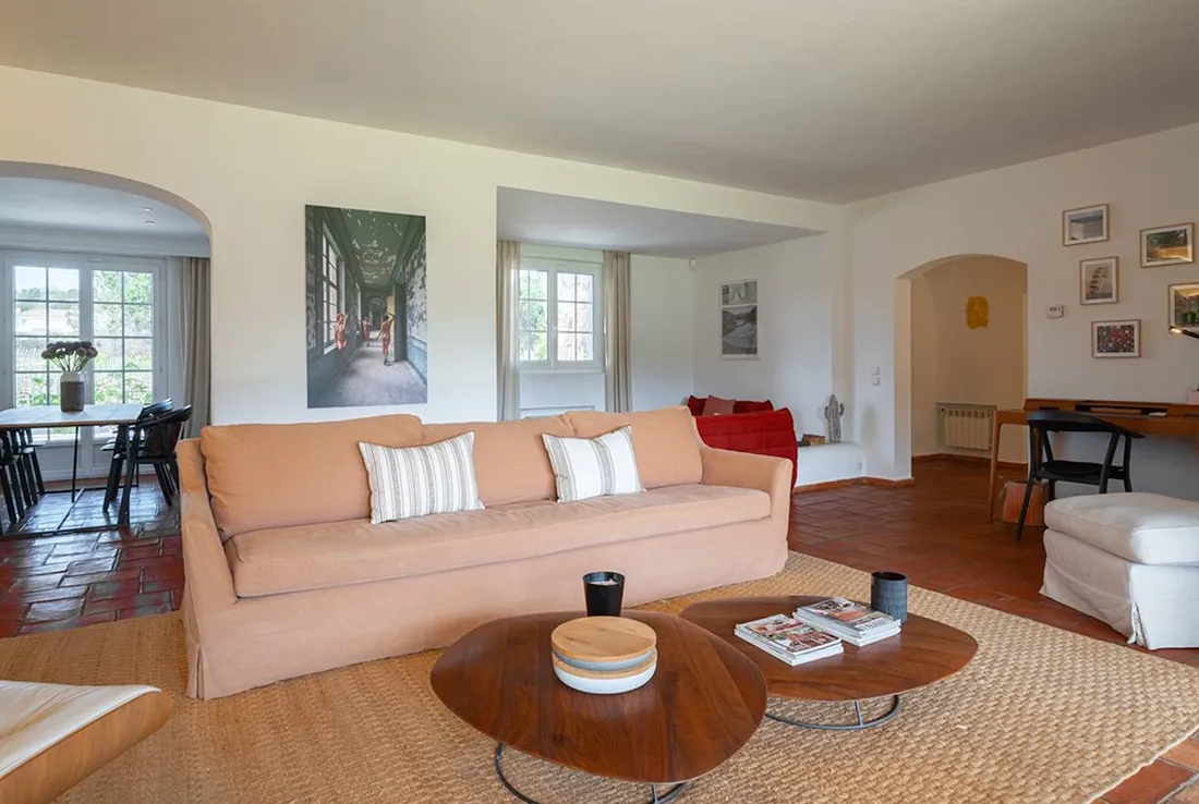 villa vergerets Cogolin Saint Tropez, Saint Tropez Villa Belle Vue Saint Tropez, Villa Jan des Bouvrie Saint Tropez, Saint Tropez JAMES the BnB Butler full service luxury holiday rentals villa rental & yacht charter Villa Rental Saint Tropez Charles Ulysse Villa Juno Saint Tropez Ask Conciergerie