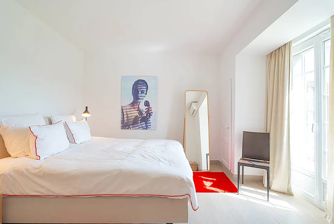 villa vergerets Cogolin Saint Tropez, Saint Tropez Villa Belle Vue Saint Tropez, Villa Jan des Bouvrie Saint Tropez, Saint Tropez JAMES the BnB Butler full service luxury holiday rentals villa rental & yacht charter Villa Rental Saint Tropez Charles Ulysse Villa Juno Saint Tropez Ask Conciergerie