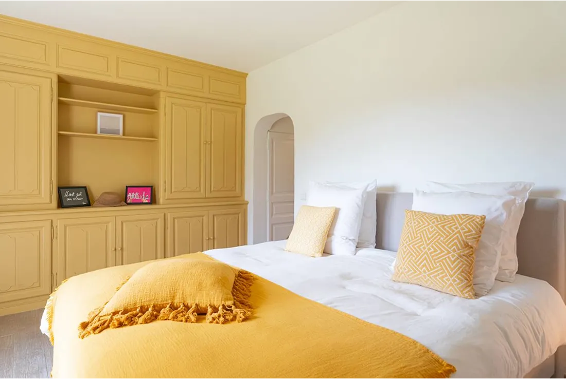 villa vergerets Cogolin Saint Tropez, Saint Tropez Villa Belle Vue Saint Tropez, Villa Jan des Bouvrie Saint Tropez, Saint Tropez JAMES the BnB Butler full service luxury holiday rentals villa rental & yacht charter Villa Rental Saint Tropez Charles Ulysse Villa Juno Saint Tropez Ask Conciergerie