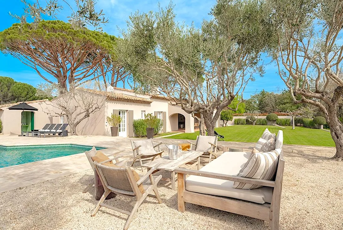 villa vergerets Cogolin Saint Tropez, Saint Tropez Villa Belle Vue Saint Tropez, Villa Jan des Bouvrie Saint Tropez, Saint Tropez JAMES the BnB Butler full service luxury holiday rentals villa rental & yacht charter Villa Rental Saint Tropez Charles Ulysse Villa Juno Saint Tropez Ask Conciergerie