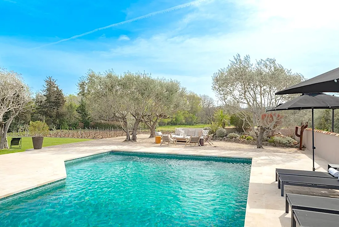 villa vergerets Cogolin Saint Tropez, Saint Tropez Villa Belle Vue Saint Tropez, Villa Jan des Bouvrie Saint Tropez, Saint Tropez JAMES the BnB Butler full service luxury holiday rentals villa rental & yacht charter Villa Rental Saint Tropez Charles Ulysse Villa Juno Saint Tropez Ask Conciergerie