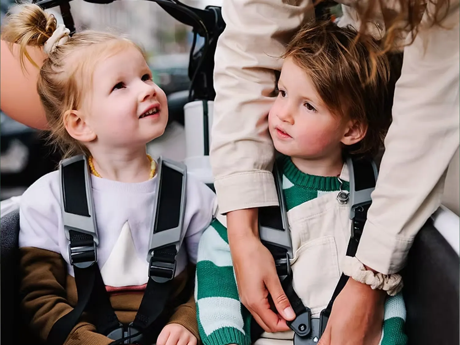 elektrische bakfiets huren Knokke", "Urban Arrow bakfiets verhuur Knokke", "bakfiets verhuur Knokke", "Urban Arrow huren Knokke", "elektrische bakfiets Knokke", "bakfiets huren Knokke Heist", "Urban Arrow familie bakfiets huren", "elektrische bakfiets familie Knokke", "bakfiets verhuur Zeedijk Knokke", "Urban Arrow verhuur Knokke", "bakfiets huren aan zee", "Urban Arrow verhuur aan zee", "bakfiets huren voor kinderen Knokke", "Urban Arrow voor kinderen huren", "bakfiets huren met regenhuif Knokke", "Urban Arrow met regenhuif huren", "bakfiets huren met kinderzitje Knokke", "Urban Arrow met kinderzitje huren", "bakfiets huren voor boodschappen Knokke", "Urban Arrow voor boodschappen huren", "bakfiets huren voor vakantie Knokke", "Urban Arrow voor vakantie huren", "bakfiets huren voor daguitstap Knokke", "Urban Arrow voor daguitstap huren", "bakfiets huren voor weekend Knokke", "Urban Arrow voor weekend huren", "bakfiets huren voor gezin Knokke", "Urban Arrow voor gezin huren", "bakfiets huren voor evenement Knokke", "Urban Arrow voor evenement huren, Alaise, Rentabike.be, Rubens Fietsverhuur, Knokke Sea-bike, Boulevard Bikes en Fietsen Mike, "electric cargo bike rental Knokke", "Urban Arrow rental Knokke", "electric bakfiets Knokke", "cargo bike hire Knokke", "Urban Arrow hire Knokke", "family cargo bike Knokke", "electric family bike Knokke", "Urban Arrow family rental", "electric cargo bike Belgium", "Urban Arrow Belgium rental", "electric cargo bike Knokke Heist", "Urban Arrow Knokke Heist", "electric cargo bike near Knokke", "Urban Arrow near Knokke", "electric bike rental Knokke", "Urban Arrow bike rental Knokke", "electric cargo bike for kids Knokke", "Urban Arrow for kids rental", "electric cargo bike with rain cover Knokke", "Urban Arrow with rain cover rental", "electric cargo bike with child seat Knokke", "Urban Arrow with child seat rental", "electric cargo bike for groceries Knokke", "Urban Arrow for groceries rental", "electric cargo bike for vacation Knokke", "Urban Arrow for vacation rental", "electric cargo bike for day trip Knokke", "Urban Arrow for day trip rental", "electric cargo bike for weekend Knokke", "Urban Arrow for weekend rental"