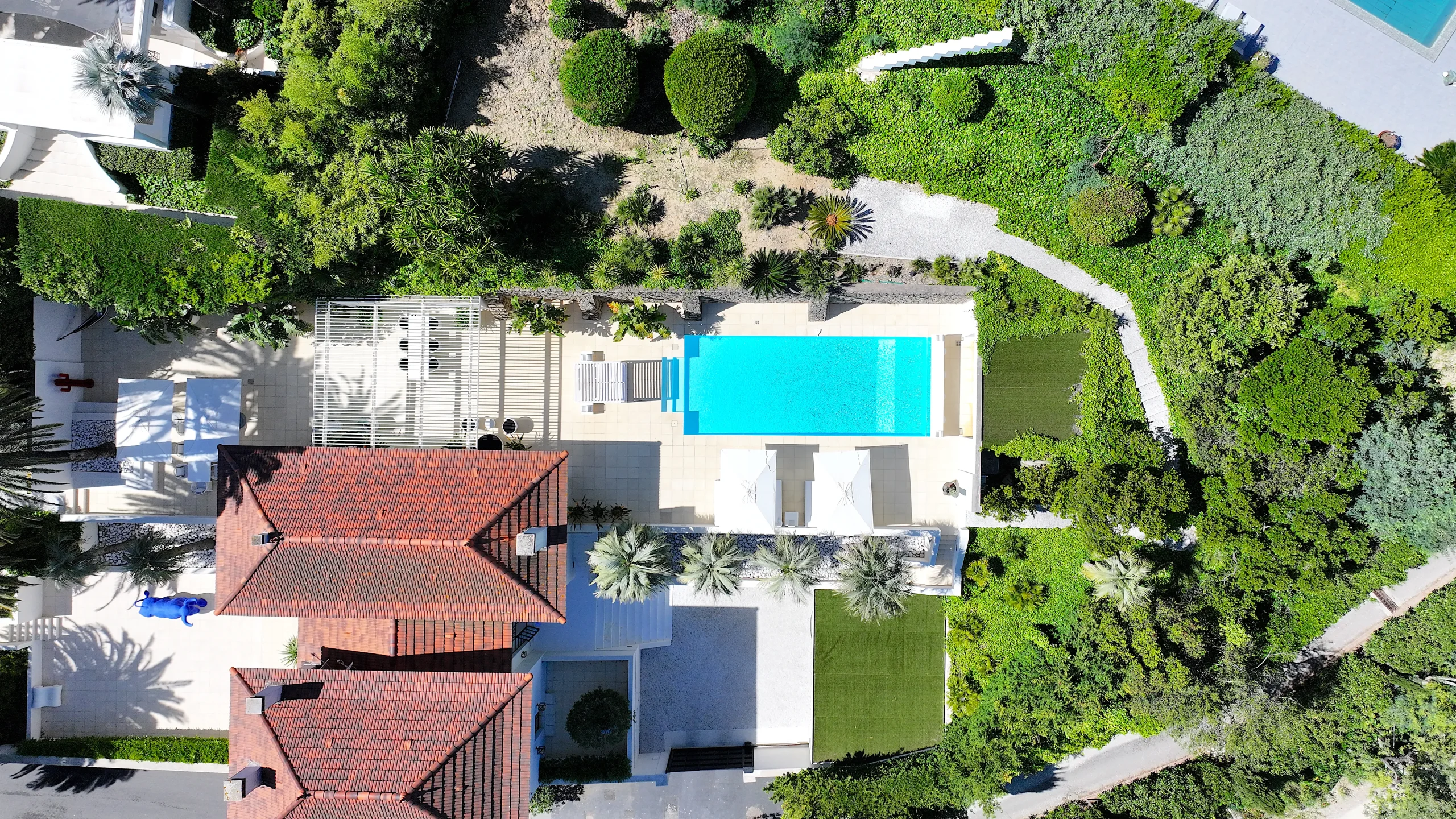 FCD24, villa with pool for rent Ramatuelle, St Tropez villa, holiday villa Saint Tropez, rent villa st tropez, concierge service st tropez, james st tropez, villa for rent saint tropez, villa airbnb st tropez, villa bianca st tropez, holiday villa with pool st tropez, casa bianca st tropez, private chef saint tropez, butler st tropez, casa bianca ramatuelle, villa casa bianca ramatuelle st tropez