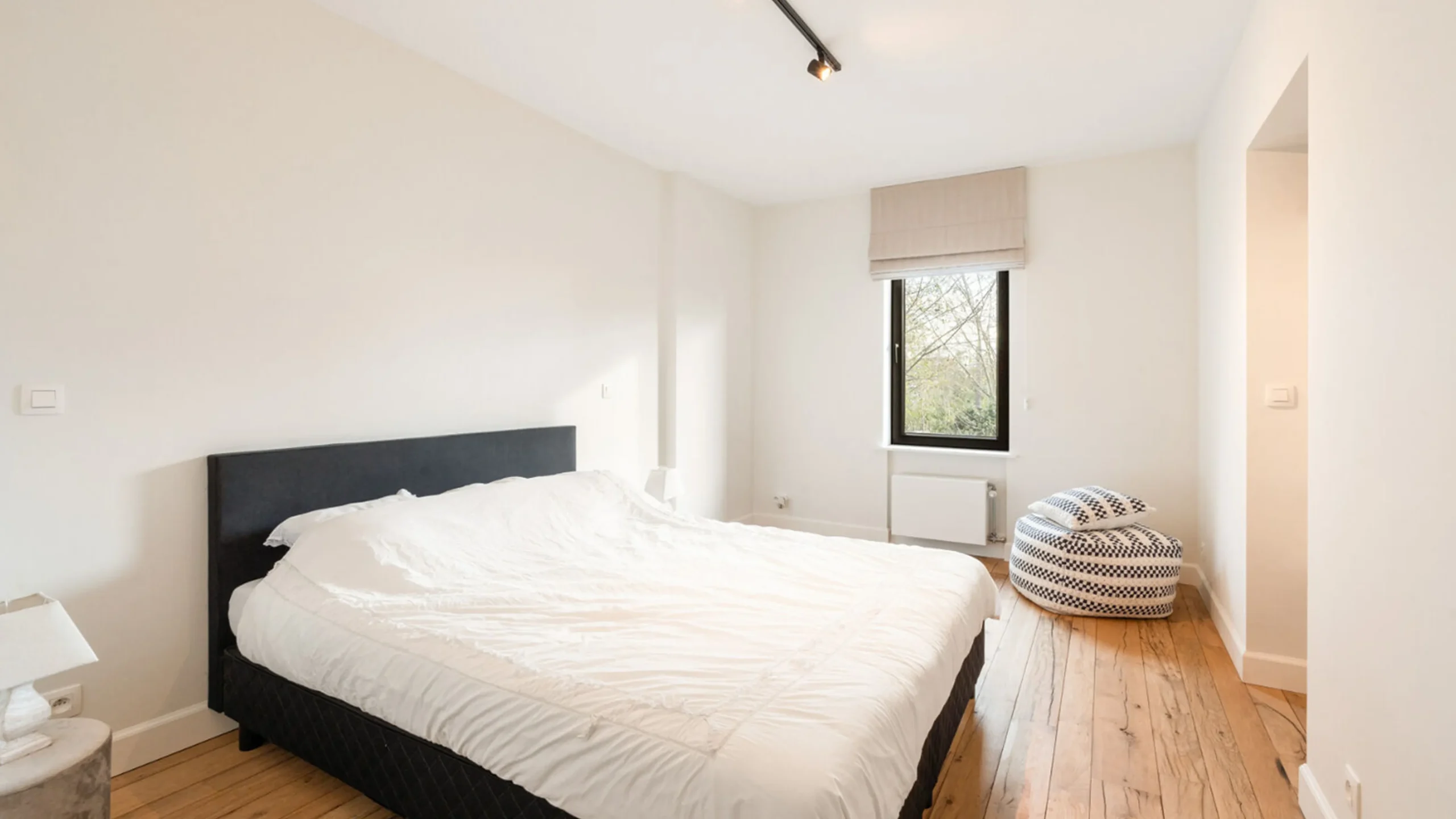 J007.87, zoute exclusive, villa for rent with pool, zoute exclusive knokke, concierge prive knokke, holiday villa with pool Knokke, villa knokke, villa for rent Knokke, luxury rental Knokke, seasonal rental Knokke, luxury villa Knokke, villa rental Knokke, luxury apartment Knokke-Heist, Knokke villa with pool, holiday villa Knokke le Zoute, Knokke holiday apartment sea view, luxe vakantievilla Knokke, appartement huren Knokke, vakantiewoning Knokke-Heist luxe, villa te huur Knokke, luxury holiday rentals Knokke, vakantievilla met zwembad Knokke, Knokke beachfront villa, exclusive villa Knokke, Knokke appartementen aan zee, boutique villa Knokke, Knokke le Zoute luxury stay, high end villa Knokke, villa near golf Knokke, family villa Knokke, Knokke villa concierge service, Knokke private villa, seaview apartment Knokke, luxe zee appartement Knokke, Knokke holiday home luxury, Knokke premium villa rental, villa Knokke beachfront, Knokke le Zoute apartment luxe, appartement Luxus Knokke