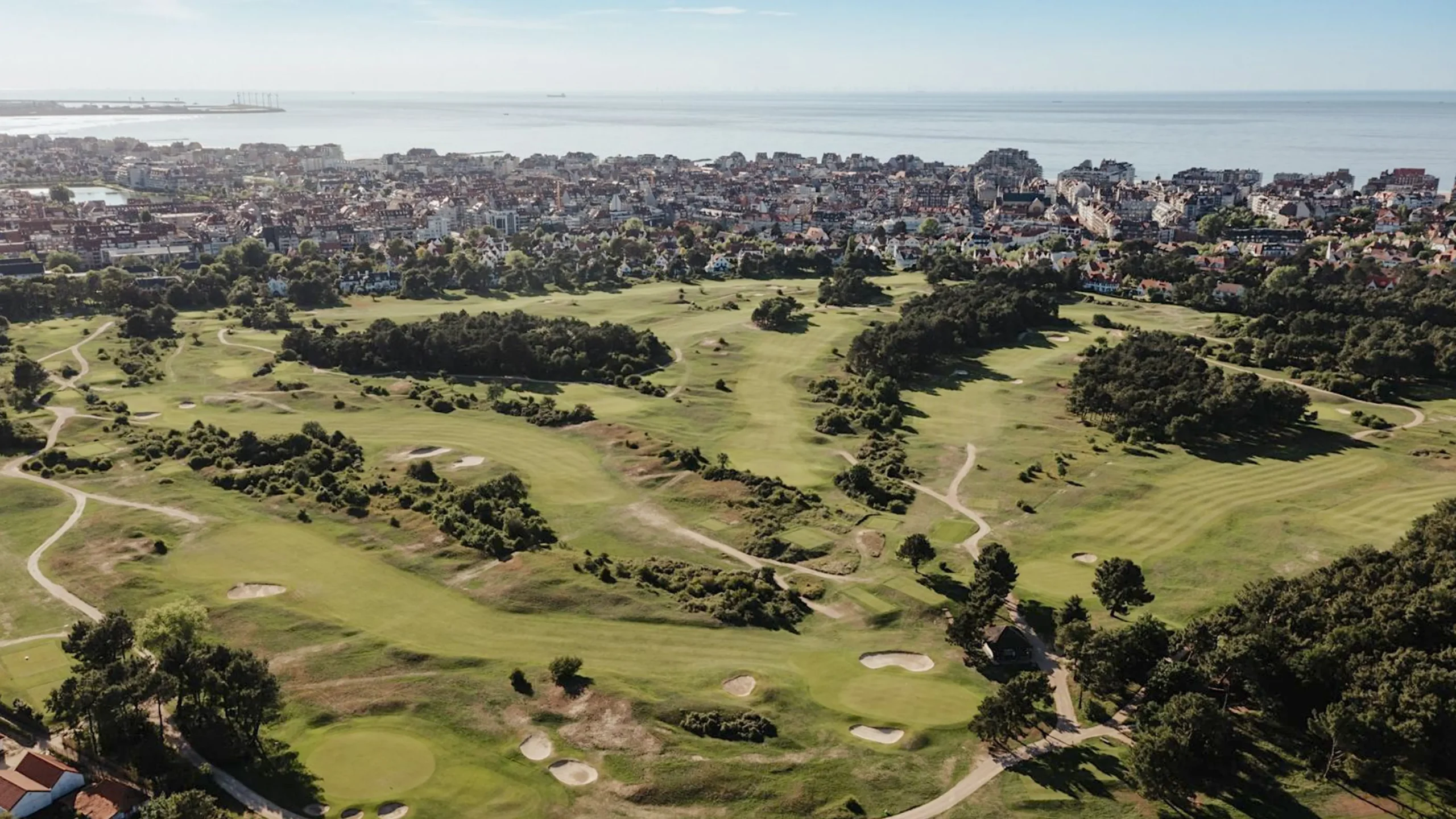 J007.87, vakantievilla Knokke, villa huren Knokke, appartement huren Knokke, vakantiehuis Knokke, luxe villa Knokke, vakantiehuis Knokke-Heist, appartementen aan zee Knokke, villa Knokke le Zoute, Knokke appartement met uitzicht, Knokke villa privé zwembad, Knokke appartement aan zee, Knokke verblijf, villa verhuur Knokke, chalet Knokke, Knokke-Heist accommodatie, verblijf in Knokke, holiday villa Knokke Belgium, beach apartment Knokke, Knokke holiday home, Knokke huis huren, Knokke vakantiewoning, Knokke-Zoute vakantie, luxe verblijf Knokke, boutique appartement Knokke, Knokke villa te huur, Knokke Zeezicht appartement, Knokke parkings, pet-friendly accommodatie Knokke, Knokke Heist vakantie, Knokke centrale ligging appartement, zoute exclusive knokke, concierge prive knokke, holiday villa with pool Knokke, villa knokke, villa for rent Knokke, luxury rental Knokke, seasonal rental Knokke, zoute exclusive, villa for rent with pool