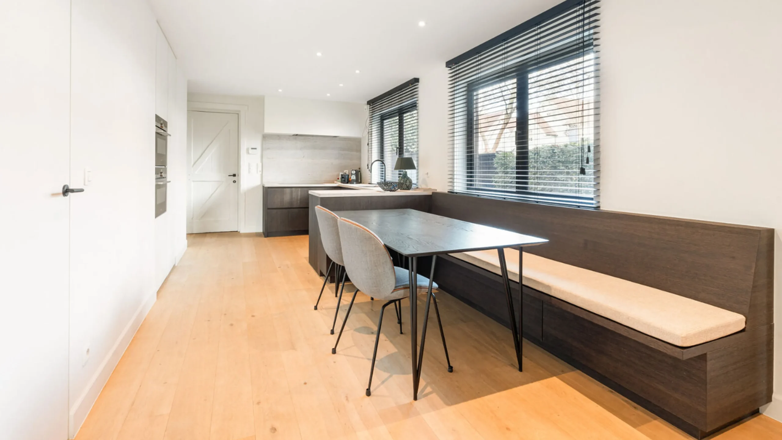 J007.87, vakantievilla Knokke, villa huren Knokke, appartement huren Knokke, vakantiehuis Knokke, luxe villa Knokke, vakantiehuis Knokke-Heist, appartementen aan zee Knokke, villa Knokke le Zoute, Knokke appartement met uitzicht, Knokke villa privé zwembad, Knokke appartement aan zee, Knokke verblijf, villa verhuur Knokke, chalet Knokke, Knokke-Heist accommodatie, verblijf in Knokke, holiday villa Knokke Belgium, beach apartment Knokke, Knokke holiday home, Knokke huis huren, Knokke vakantiewoning, Knokke-Zoute vakantie, luxe verblijf Knokke, boutique appartement Knokke, Knokke villa te huur, Knokke Zeezicht appartement, Knokke parkings, pet-friendly accommodatie Knokke, Knokke Heist vakantie, Knokke centrale ligging appartement, zoute exclusive knokke, concierge prive knokke, holiday villa with pool Knokke, villa knokke, villa for rent Knokke, luxury rental Knokke, seasonal rental Knokke, zoute exclusive, villa for rent with pool, holiday rentals Knokke, Knokke-Heist holiday apartment, Knokke beach holiday home, vacation rental Knokke Belgium, Knokke short-term rental seaside, Knokke-Heist holiday let, Knokke family holiday apartment, Knokke dog friendly holiday rental, Knokke coastal holiday home Belgium, Knokke luxury holiday rental, Knokke budget holiday apartment, Knokke-Heist beachfront holiday rental, Knokke holiday flat near beach, Knokke holiday home Belgium centre, Knokke-Heist self-catering holiday rental, Knokke holiday apartment with terrace, Knokke-Heist holiday rental for couples, Knokke holiday studio Belgium, Knokke-Heist holiday villa Belgium, Knokke holiday rental last minute, Knokke holiday apartment seaside Belgium, Knokke-Heist pet-friendly holiday home, Knokke holiday rental near dunes, Knokke-Heist holiday rental family friendly Belgium, Knokke holiday rental with bikes included, Knokke-Heist holiday apartment spa Belgium, Knokke holiday flat city centre Belgium, Knokke-Heist holiday rental luxury Belgium, Knokke beachfront holiday apartment Belgium, Knokke-Heist short stay holiday rental