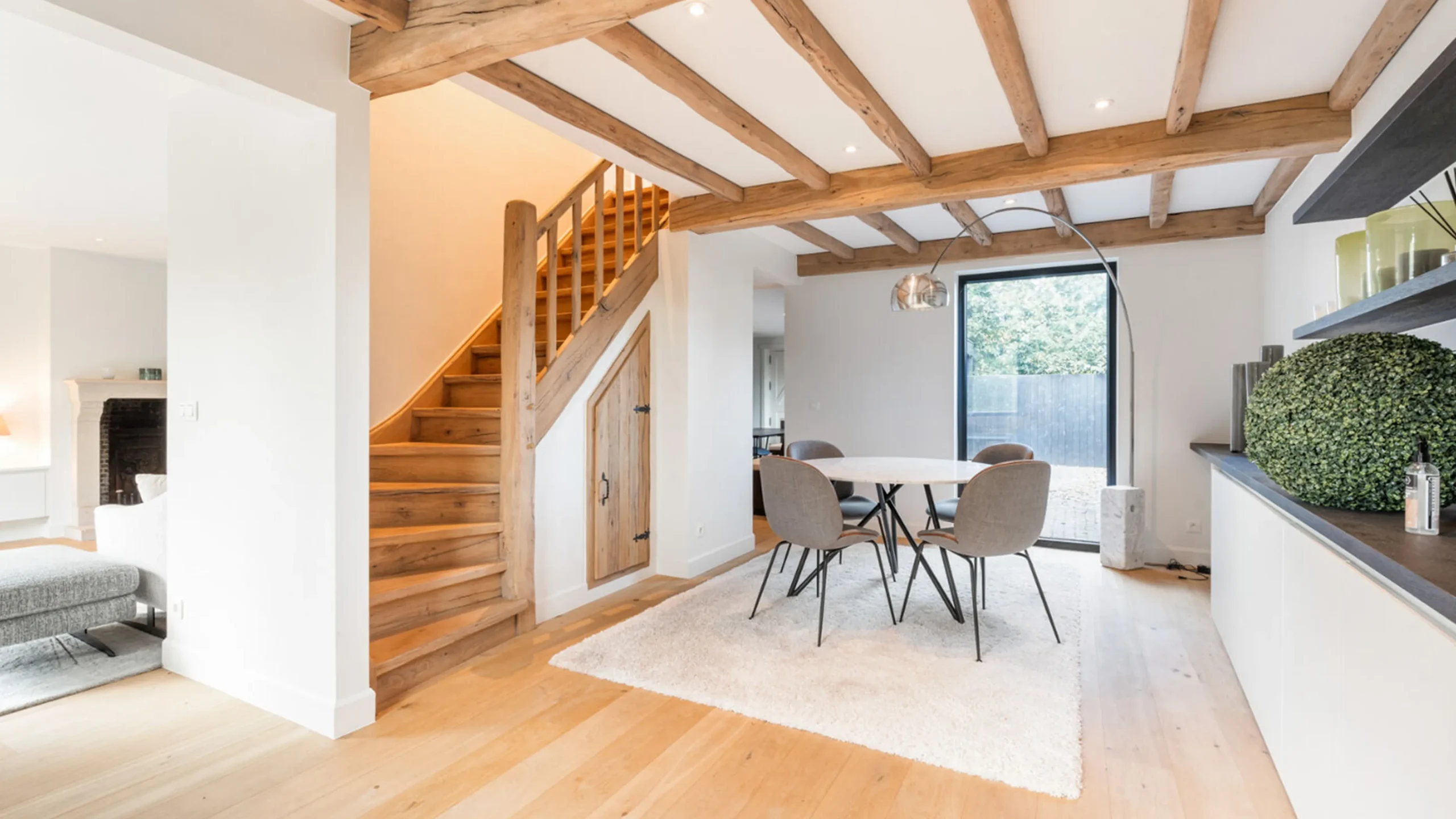 J007.87, zoute exclusive, villa for rent with pool, zoute exclusive knokke, concierge prive knokke, holiday villa with pool Knokke, villa knokke, villa for rent Knokke, luxury rental Knokke, seasonal rental Knokke, luxury villa Knokke, villa rental Knokke, luxury apartment Knokke-Heist, Knokke villa with pool, holiday villa Knokke le Zoute, Knokke holiday apartment sea view, luxe vakantievilla Knokke, appartement huren Knokke, vakantiewoning Knokke-Heist luxe, villa te huur Knokke, luxury holiday rentals Knokke, vakantievilla met zwembad Knokke, Knokke beachfront villa, exclusive villa Knokke, Knokke appartementen aan zee, boutique villa Knokke, Knokke le Zoute luxury stay, high end villa Knokke, villa near golf Knokke, family villa Knokke, Knokke villa concierge service, Knokke private villa, seaview apartment Knokke, luxe zee appartement Knokke, Knokke holiday home luxury, Knokke premium villa rental, villa Knokke beachfront, Knokke le Zoute apartment luxe, appartement Luxus Knokke