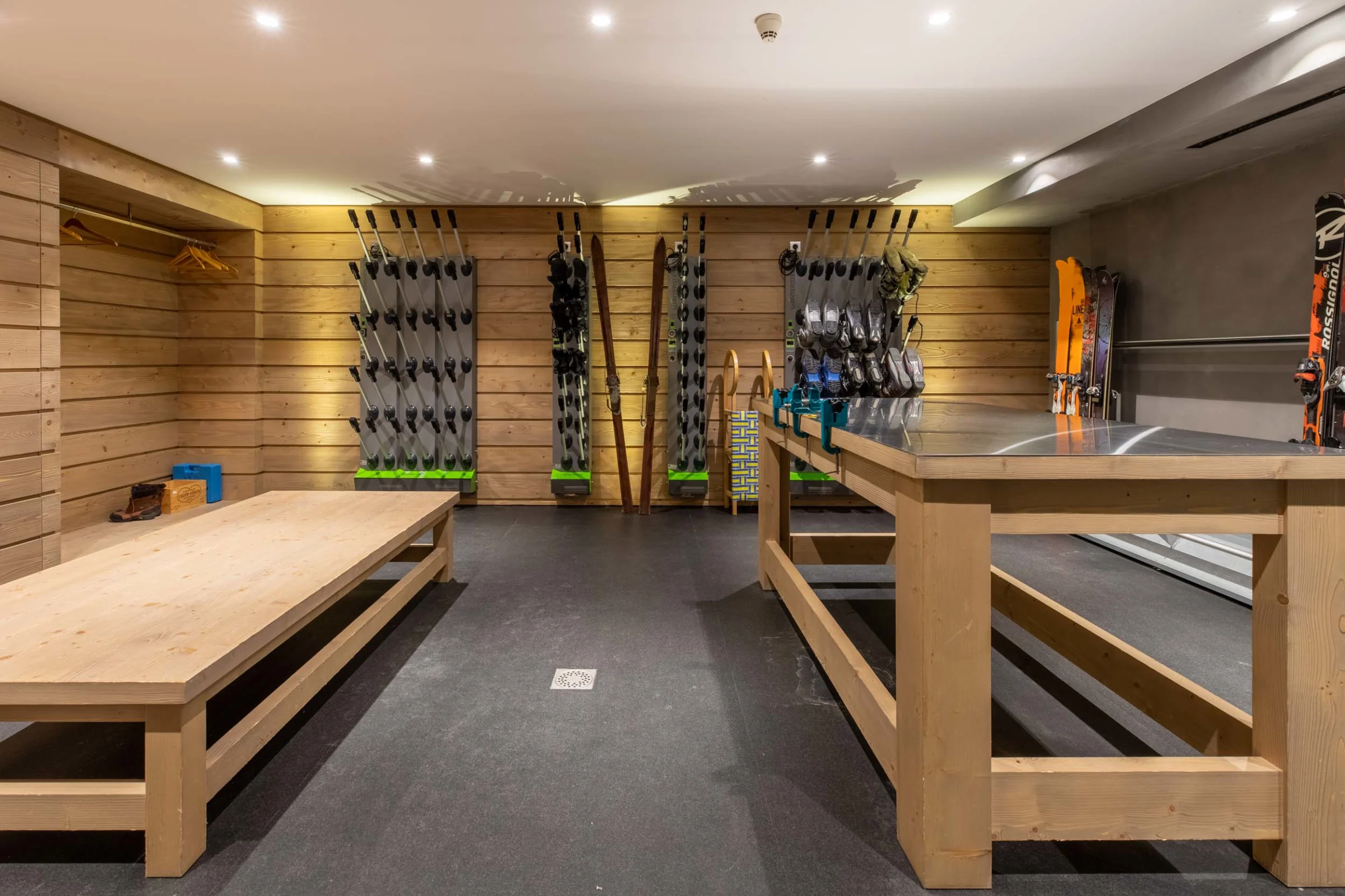 J007.TAMB08, chalet le Node Meribel luxury chalet Méribel, Méribel chalet rental, ski-in ski-out chalet Méribel, private chalet Méribel France, luxury ski chalet Les Trois Vallées, Méribel luxury vacation rental, chalet with hot tub Méribel, Méribel chalet for rent winter, premium chalet Méribel France, exclusive chalet Méribel mountain view, Méribel luxury alpine chalet, Méribel chalet weekly rental, luxury chalet Les Trois Vallées France, Méribel chalet concierge service, ultra-luxury chalet Méribel, Méribel chalet summer rental, luxury mountain chalet Méribel France, Méribel chalet spa wellness, Méribel five-star chalet rental, Méribel luxury family chalet, chalet near La Chaudanne Méribel, ski resort chalet Méribel France, high end chalet Méribel rental, Méribel chalet with sauna, luxury chalet Méribel for groups, Méribel chalet designer interior, boutique chalet Méribel France, Méribel chalet private chef service, luxury self-catered chalet Méribel, Agence CVR Méribel, Agence immobilière Méribel, CVR real estate Méribel, property for sale Méribel 3 Vallées, Méribel chalet sales, Méribel apartment for sale, Méribel property listings, ski resort real estate Méribel, holiday rental Méribel, Méribel vacation rentals, chalet rental Méribel France, Méribel rental management, conciergerie locative Méribel, Méribel property management, sell property Méribel, buy property Méribel, Méribel real estate agency reviews, Meribel luxury real estate, ski property agency Méribel, Agence CVR vente immobilier, Agence CVR location vacances, Méribel Airbnb management, rental income Méribel property, chalet sales agent Méribel, real estate services Méribel, property investment Méribel Alps, Méribel estate agents, Méribel France property guide, Méribel 3 Vallées homes, real estate CVR Courchevel Val d’Isère, Agence CVR concierge services, Méribel chalet renovation services, estate agent near Méribel slopes, best real estate agency Méribel, Meribel property experts, Alpes property agency Méribel