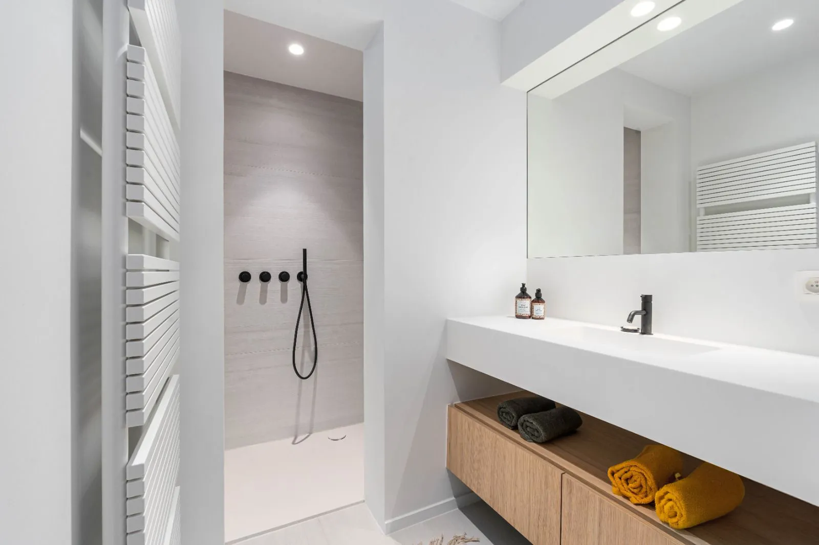 J007.33, Knokke holiday apartment, Knokke apartment for rent, Knokke vacation rental, Knokke beach apartment, Luxury apartment Knokke, Seafront apartment Knokke, Knokke short stay rental, Holiday flat Knokke Belgium, Knokke Airbnb apartment, Knokke holiday accommodation, Knokke beachfront rental, Apartment Knokke near beach, Knokke weekend rental, Knokke holiday home, Furnished apartment Knokke, Knokke coastal apartment, Knokke long weekend stay, Family apartment Knokke, Romantic getaway Knokke apartment, Knokke city center apartment, Knokke Zoute apartment rental, Knokke sea view apartment, Pet friendly apartment Knokke, Modern apartment Knokke, Knokke holiday letting, Self catering apartment Knokke, Knokke Belgium vacation home, Short term apartment Knokke, Knokke summer rental, Exclusive apartment Knokke, zoute exclusive